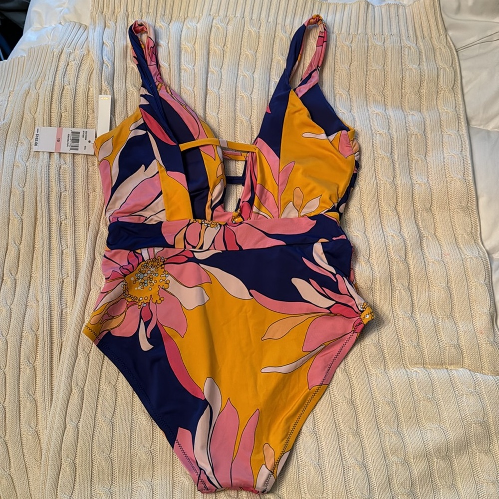Trina Turk Breeze Plunge Suit NWOT - Picture 8 of 11